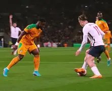 月足球英雄,姆伯莫独揽,三球并送关,凯发娱乐官网,凯发娱乐官网在线娱乐平台